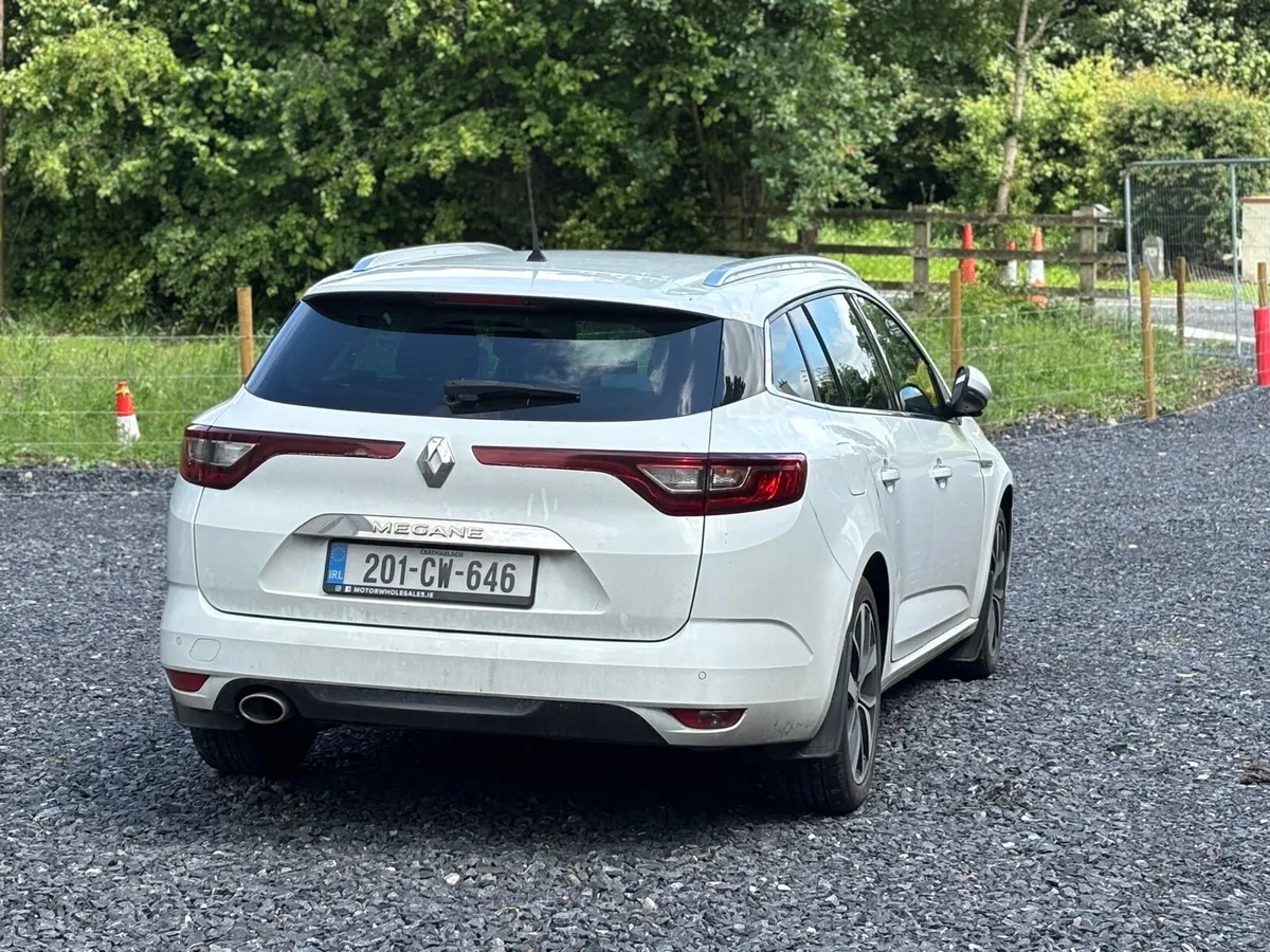 Car - Image 4