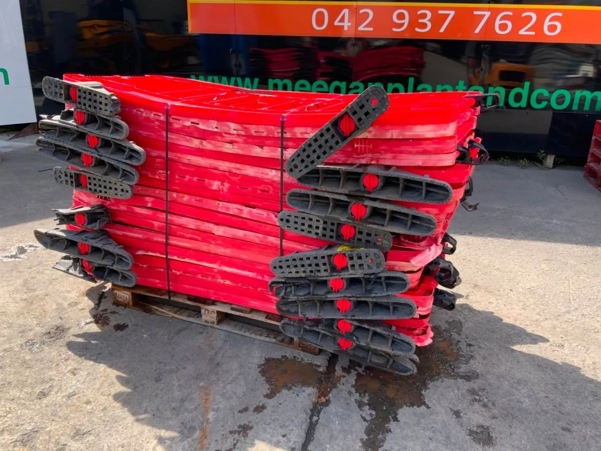 19 of  PVC PEDESTRIAN plastic BARRIERS.....465. - Image 3