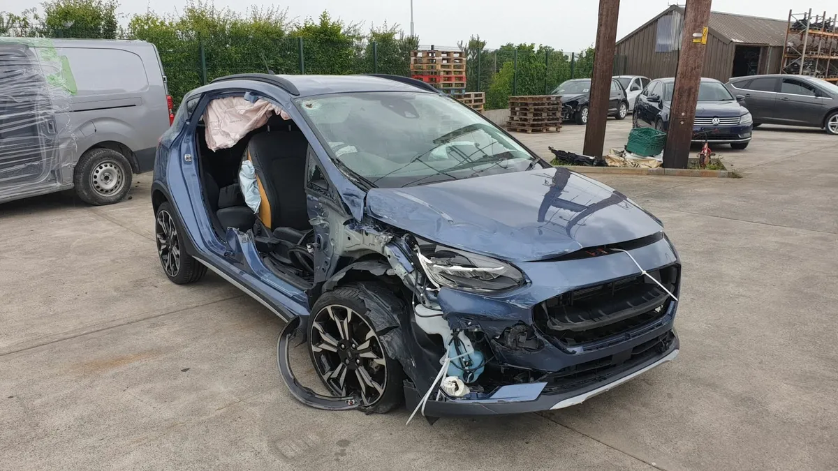 *For parts* Ford Fiesta MHEV, 1.0 pet auto (2022). - Image 3