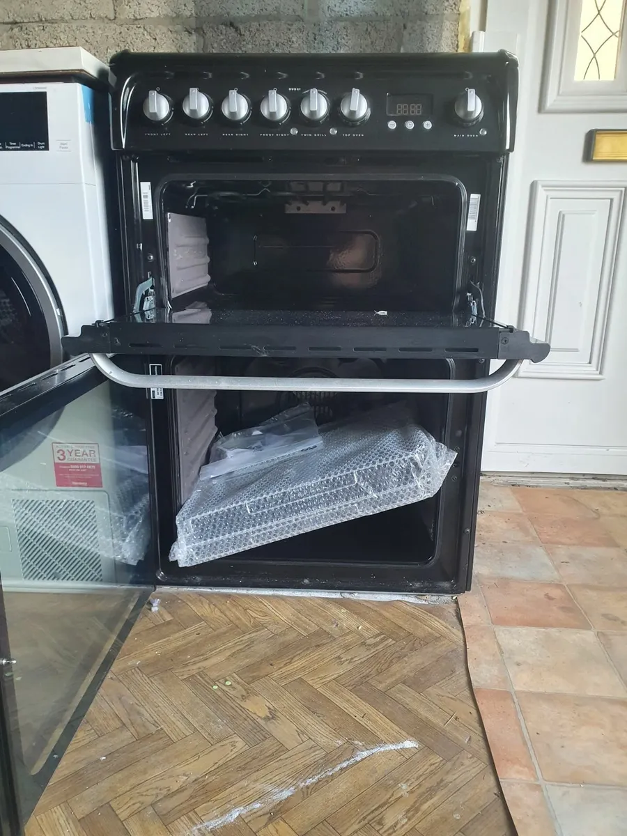 Hotpoint gas / electric Cooker - Image 4