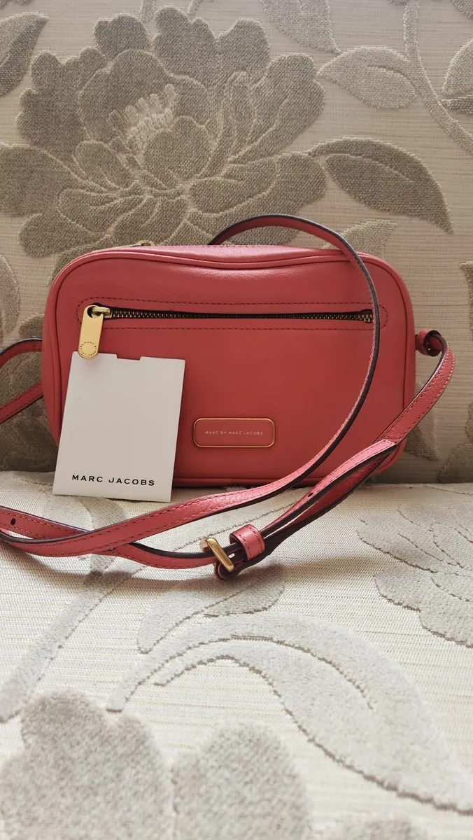 Marc jacobs crossbody bag - Image 1