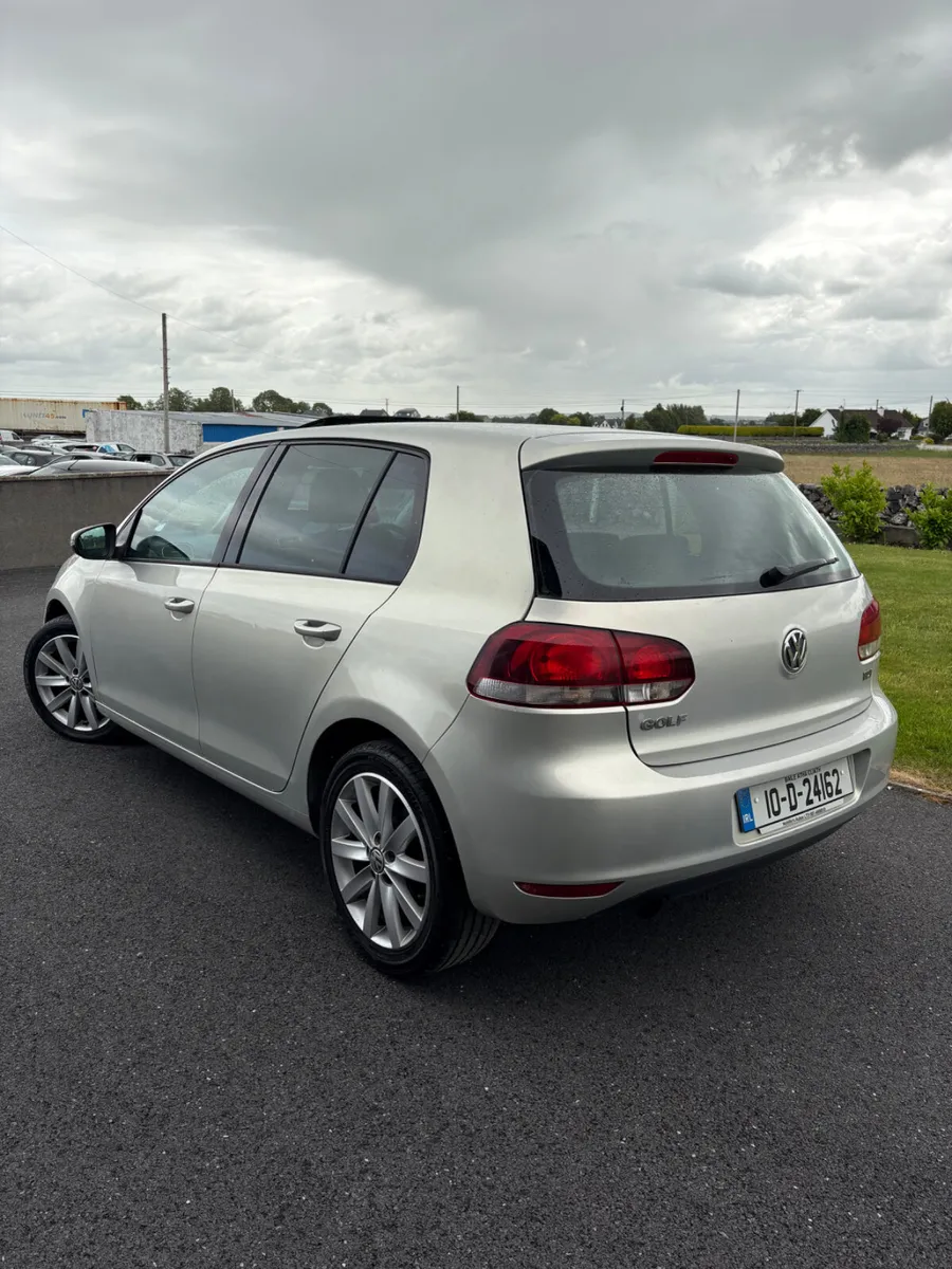 Volkswagen Golf 2010 - Image 3