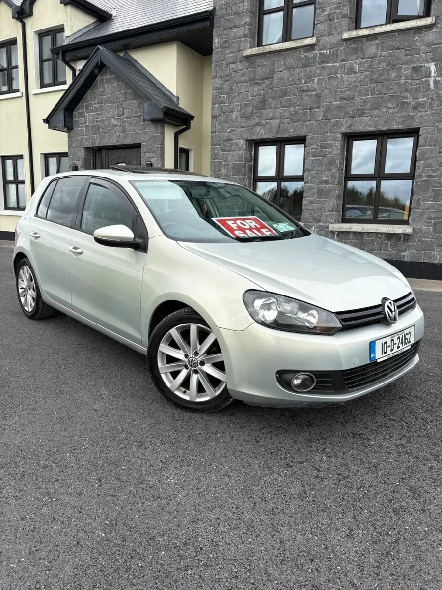 Volkswagen Golf 2010 - Image 1