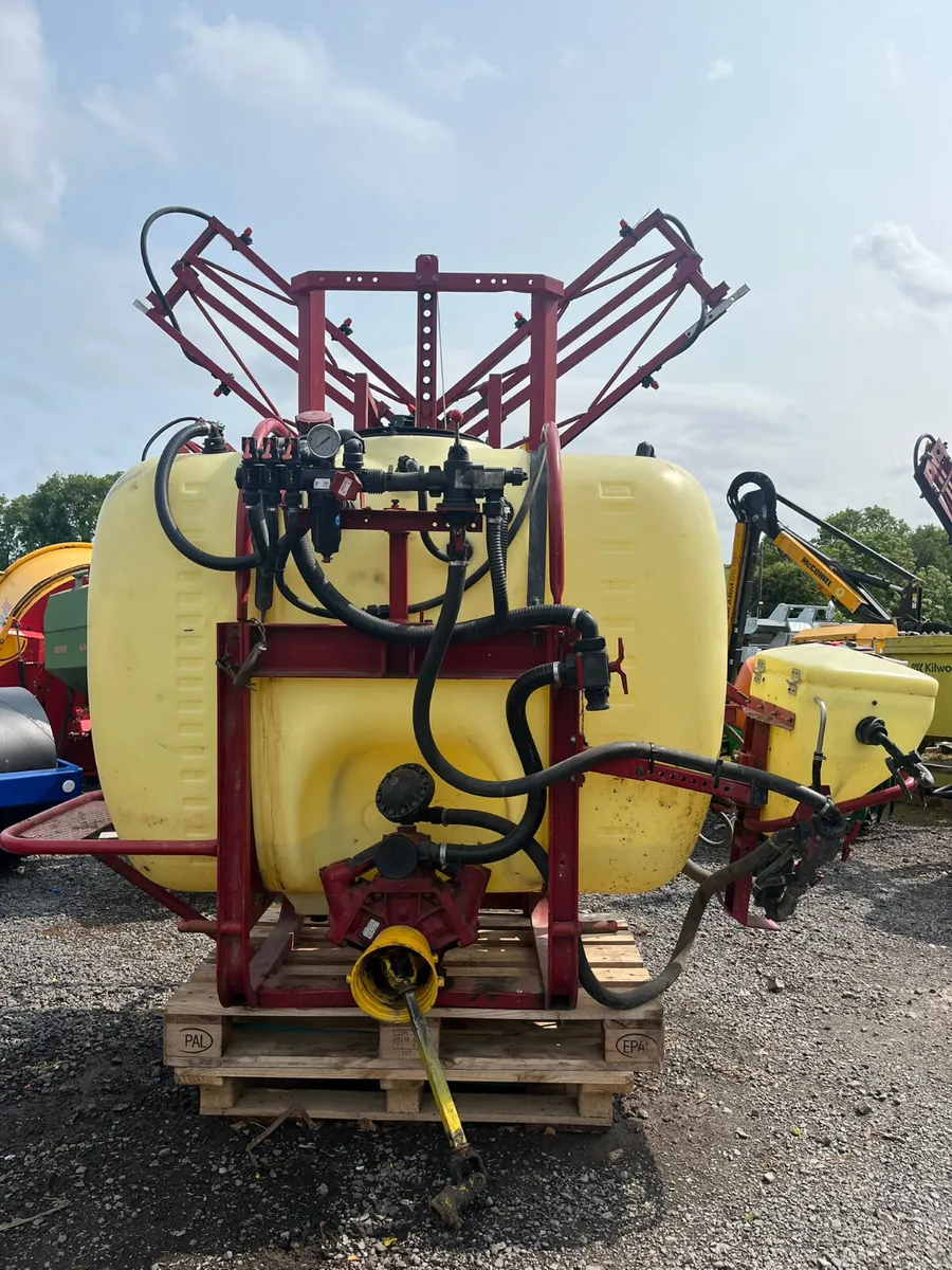 800L HARDI SPRAYER - Image 2