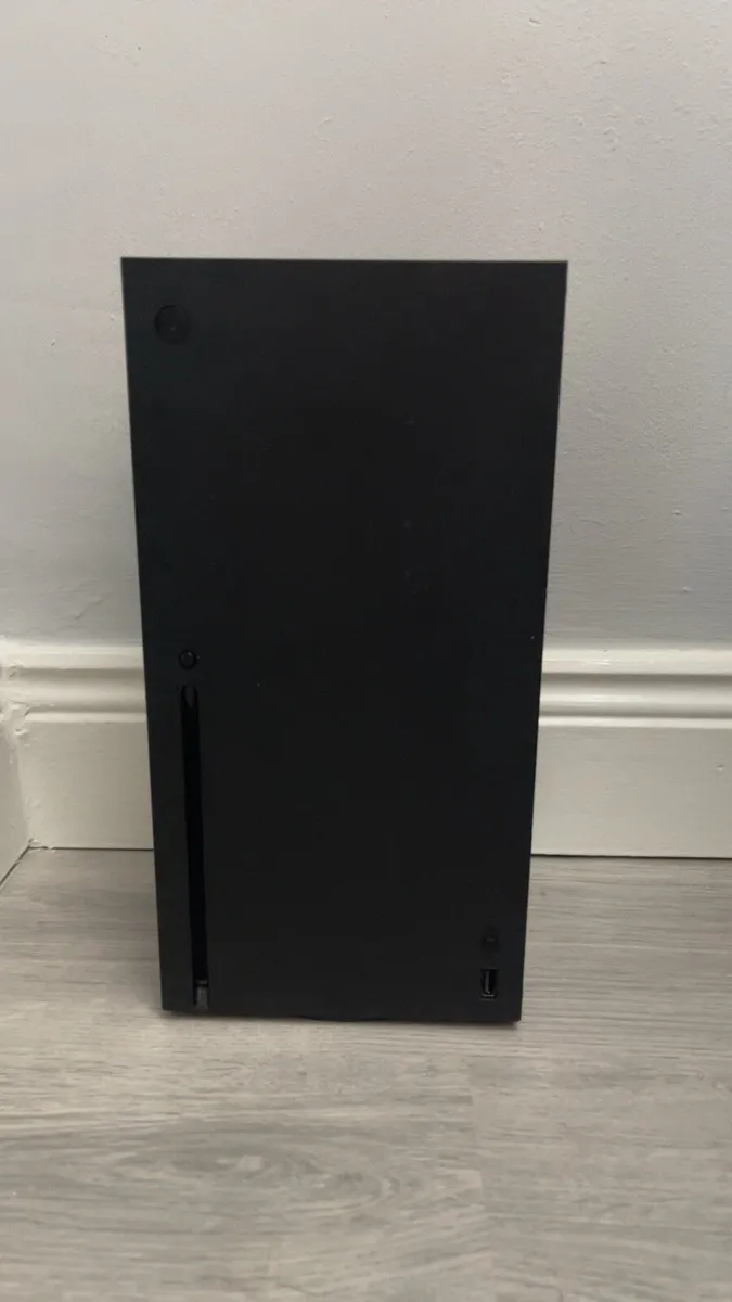 Xbox series x - Image 1
