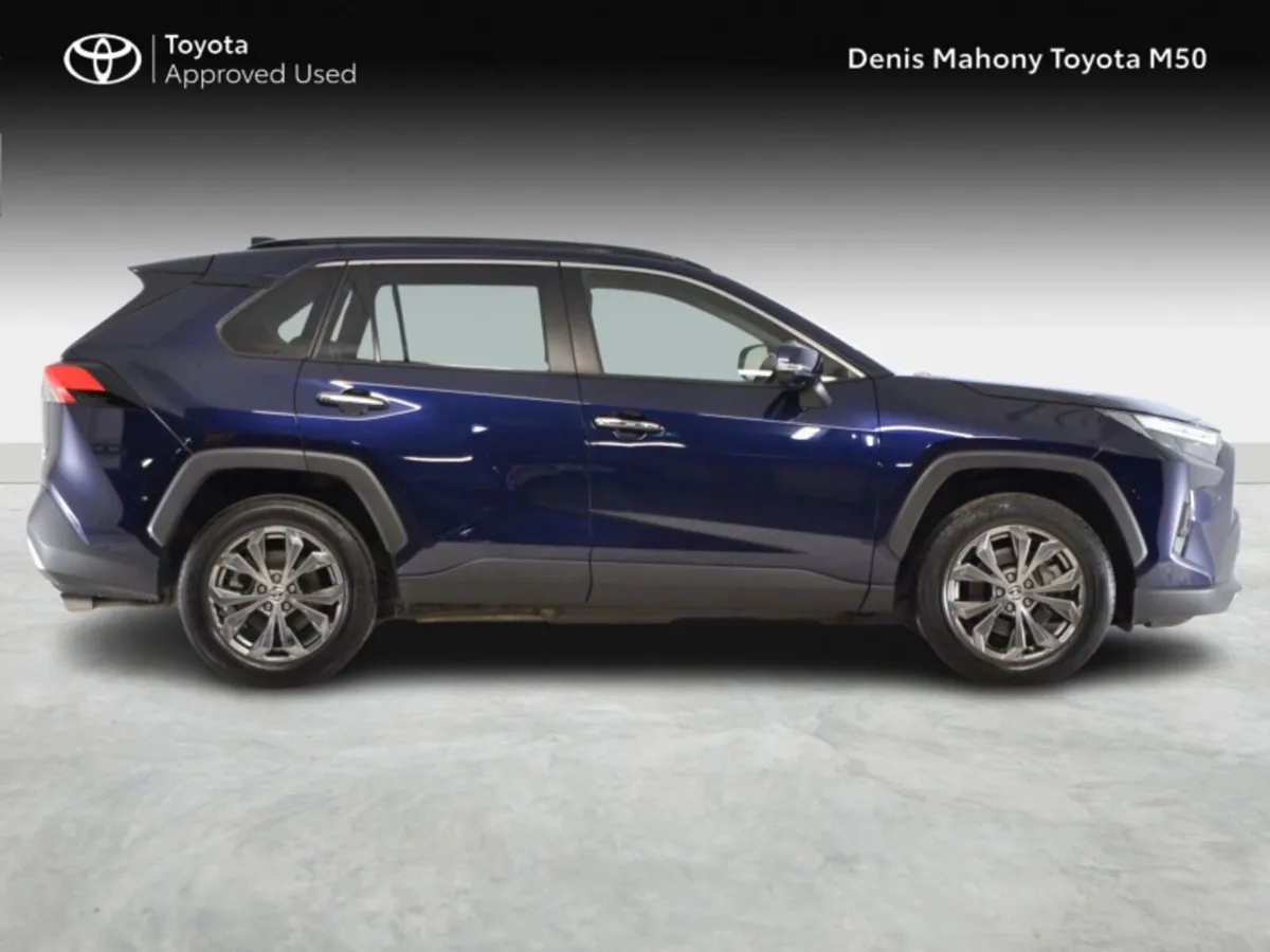 Toyota RAV4 HYBRID PLATINUM FWD - Image 3