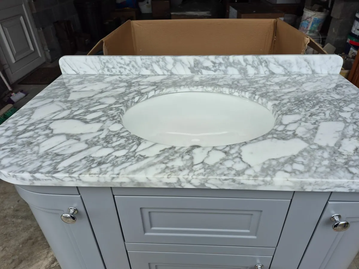 Vanity Unit - Image 1
