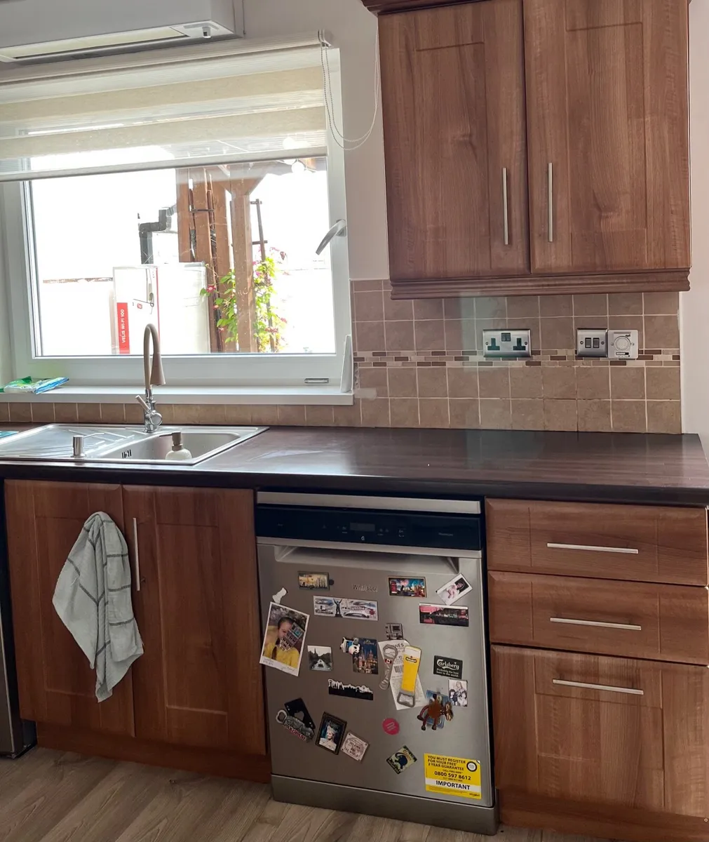 Kitchen units - Image 3