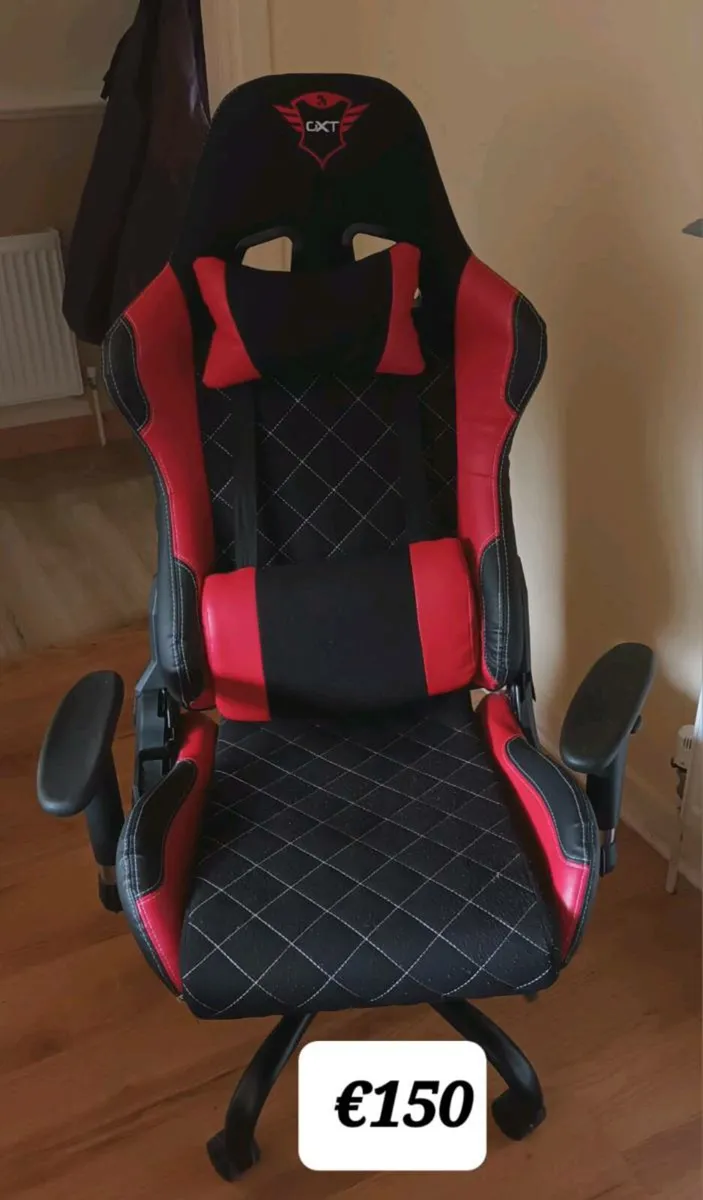 Gaming chair - Image 1