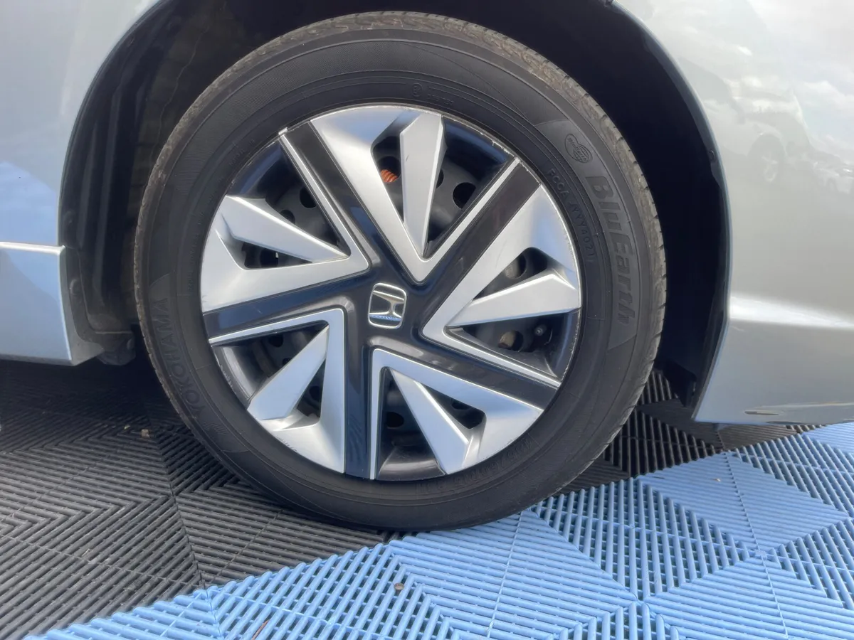 2016 HONDA SHUTTLE HYBRID (S100) - Image 4