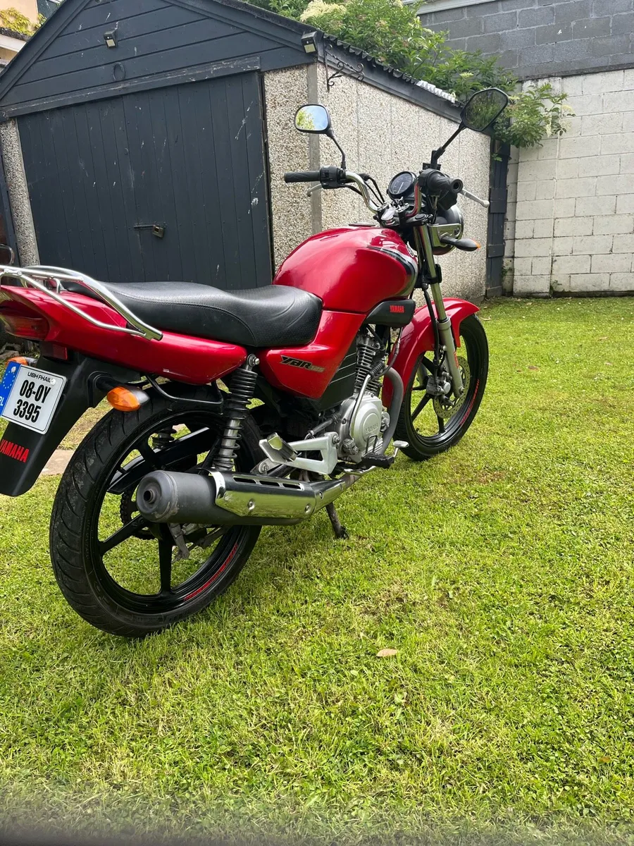 Yamaha YBR 125 - Image 2