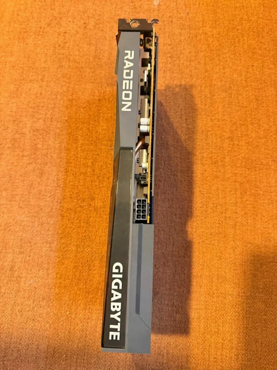 GIGABYTE Radeon RX 6600 EAGLE 8GB graphics card - Image 3