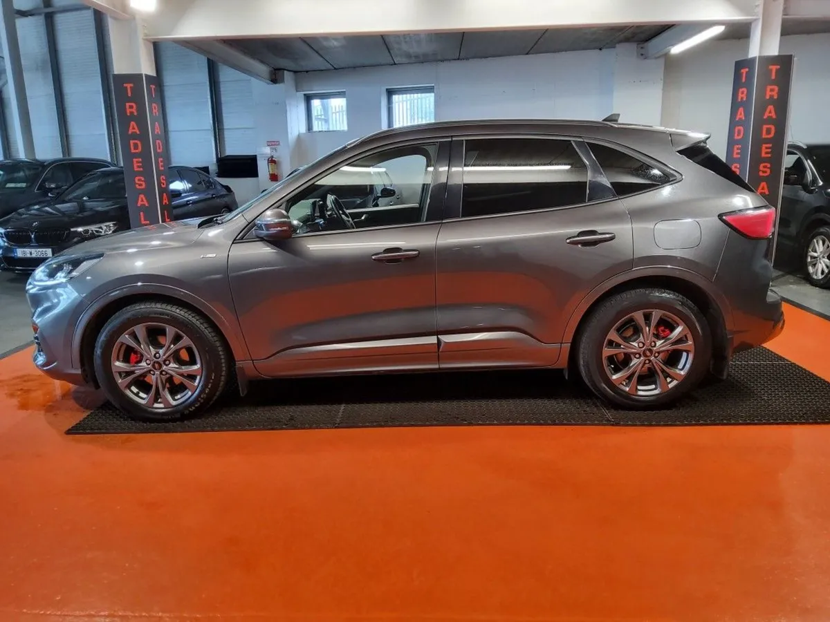 Ford Kuga 2.0 Ecoblue 150PS Mhev St-line - Image 3