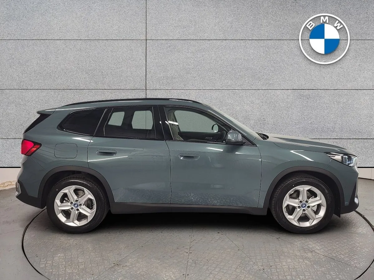 BMW iX1 Edrive20 Sport - Image 4