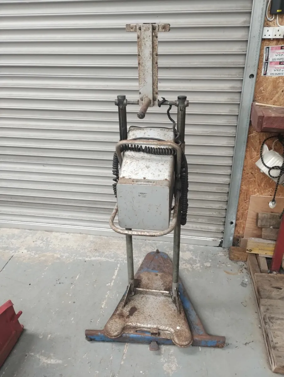 Bosch Headlight Aligner - Image 2