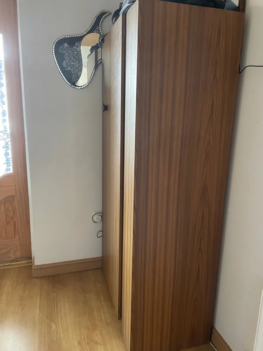Wardrobe - Image 3