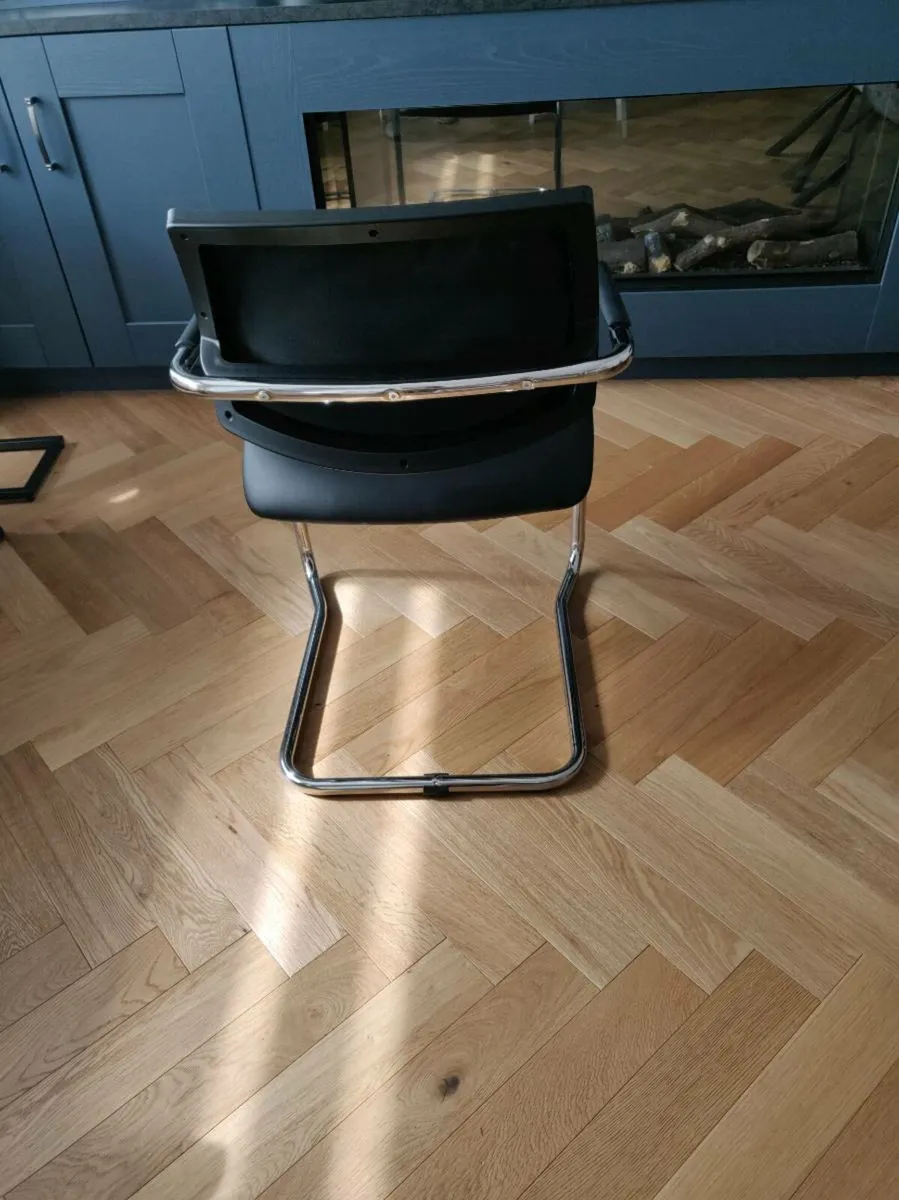 Office Chair - Image 3