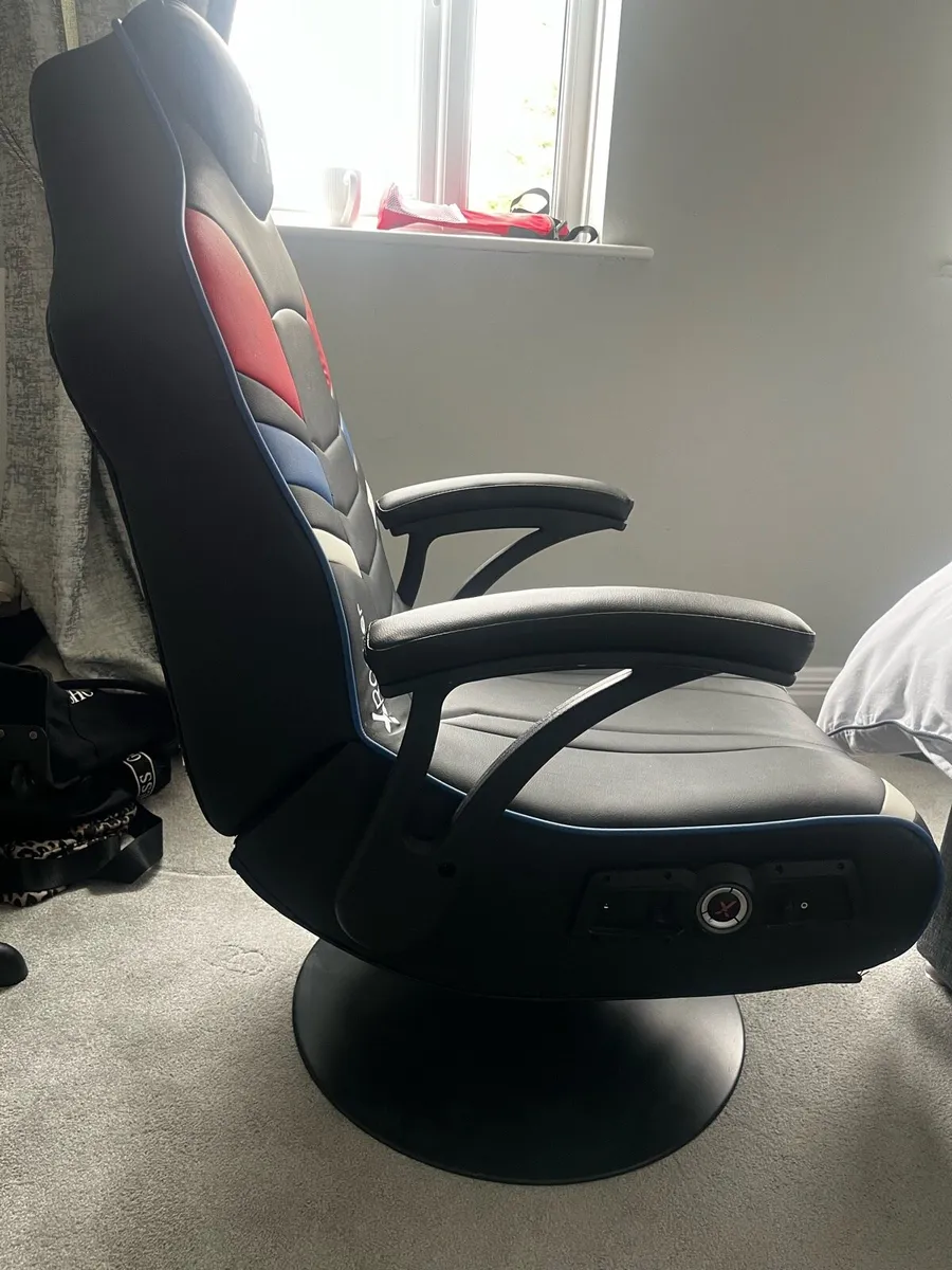Gaming chair - Image 3