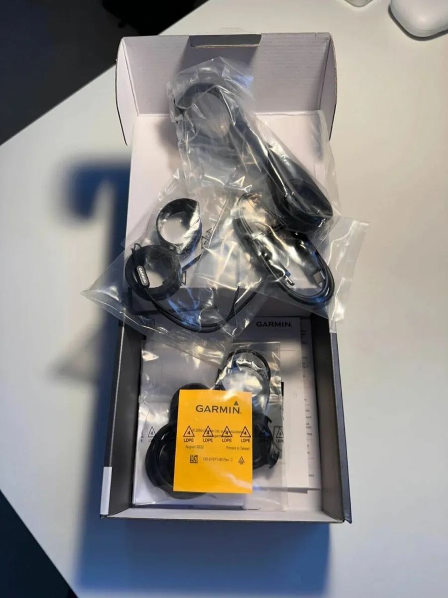 Edge 840 Cycling Computer - Original Box- - Image 2