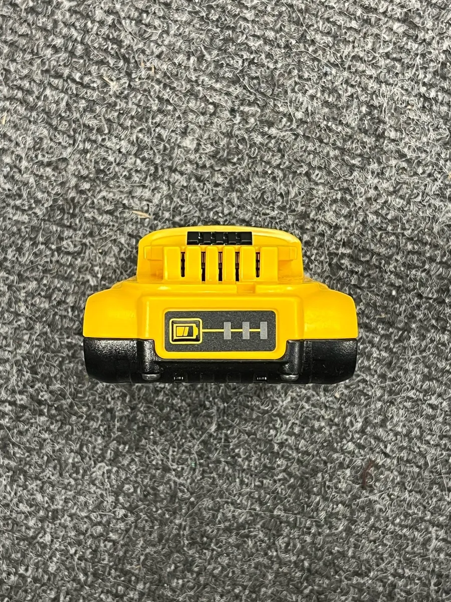Dewalt 18v Battery - Image 2