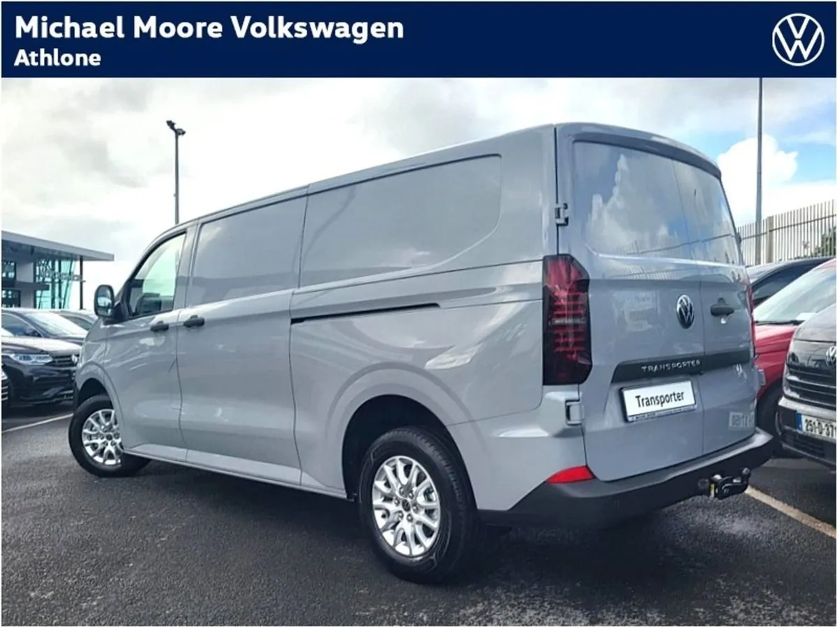 Volkswagen Transporter TL Lwb30 2.0 TDI 150BHP A7 - Image 3