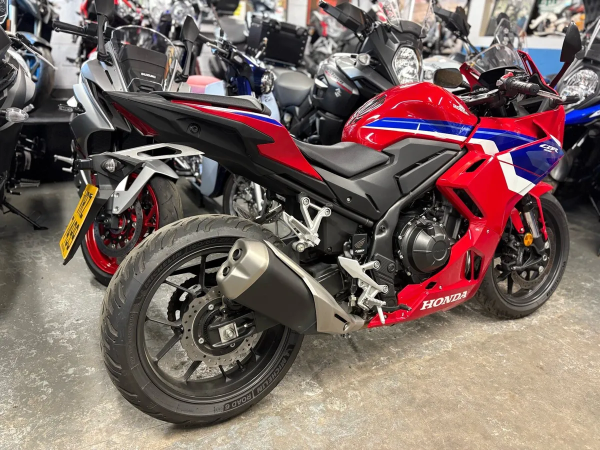 2024 Honda CBR500R - Image 3