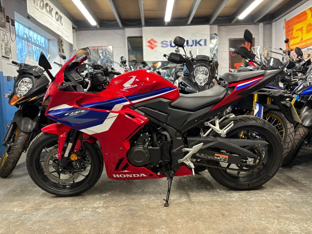 2024 Honda CBR500R - Image 4