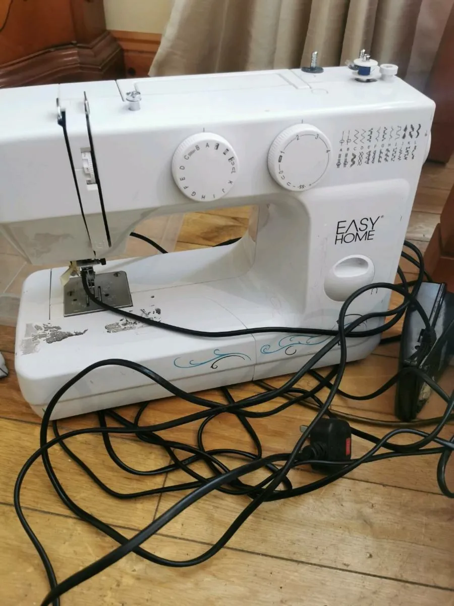 Sewing machines - Image 2