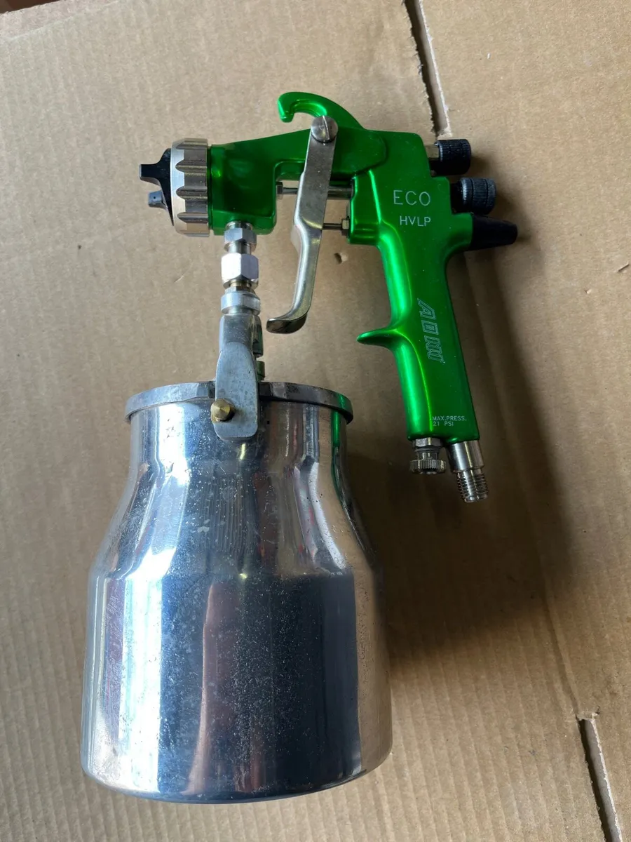 Spray guns , new - Image 1