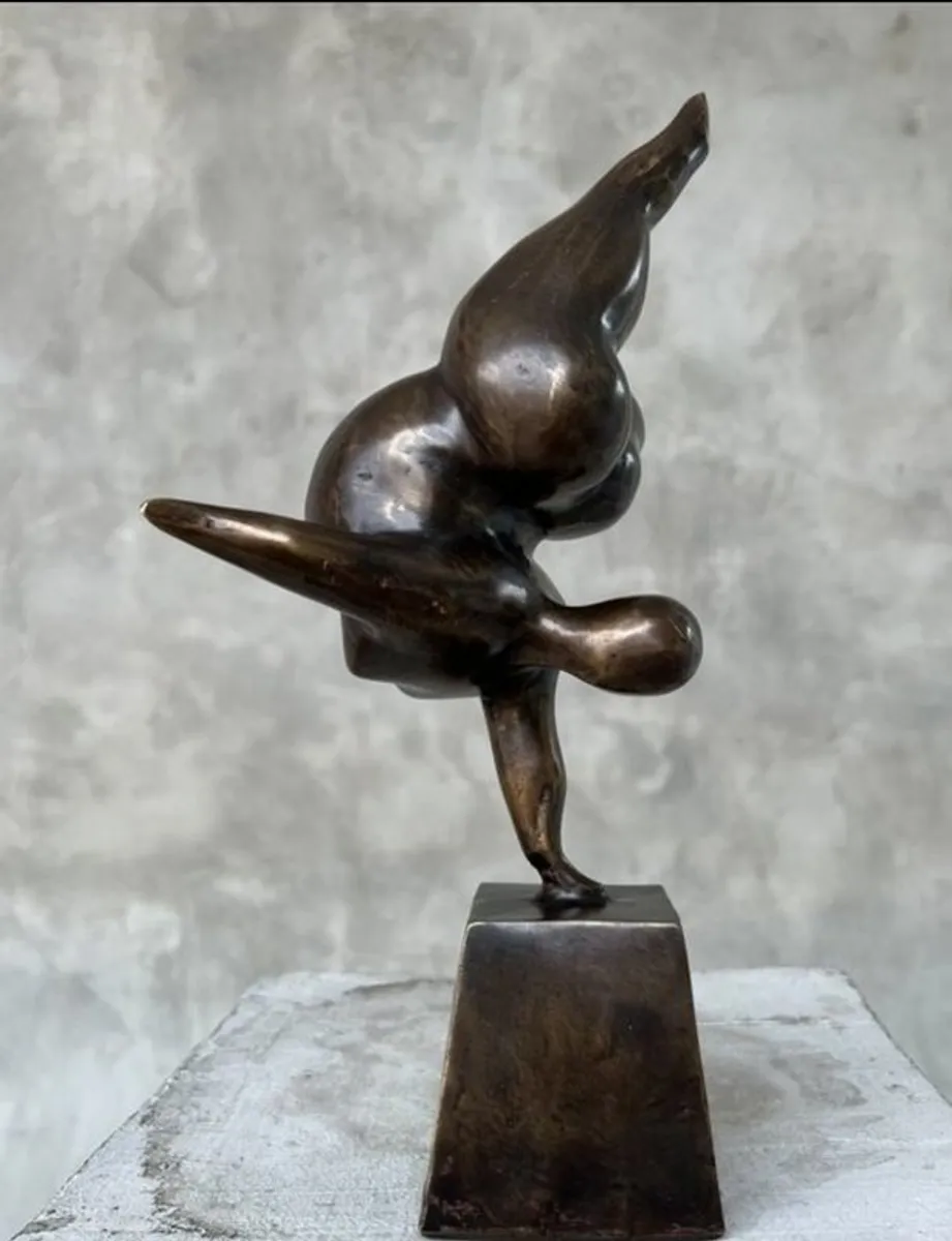 Balancing Lady (30cm) - Bronze - Image 2