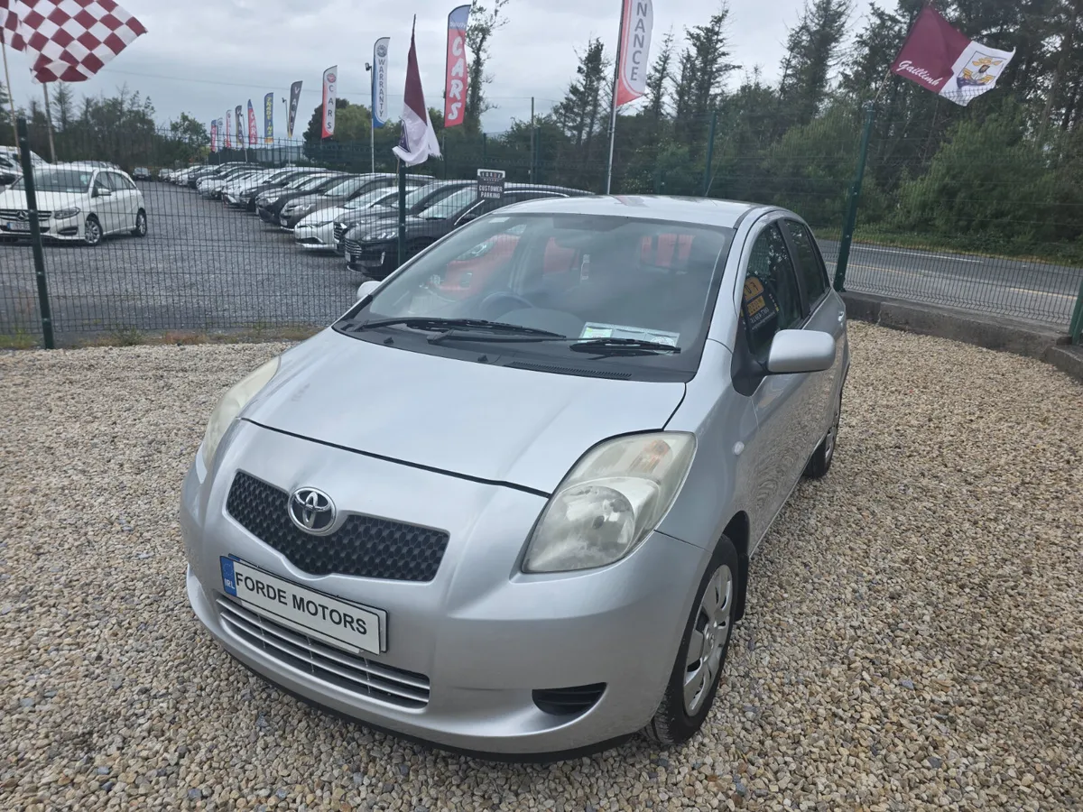 Toyota Yaris 2007 - Image 2