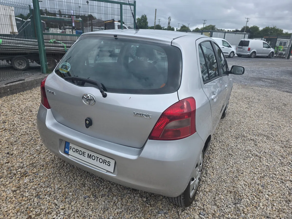 Toyota Yaris 2007 - Image 4