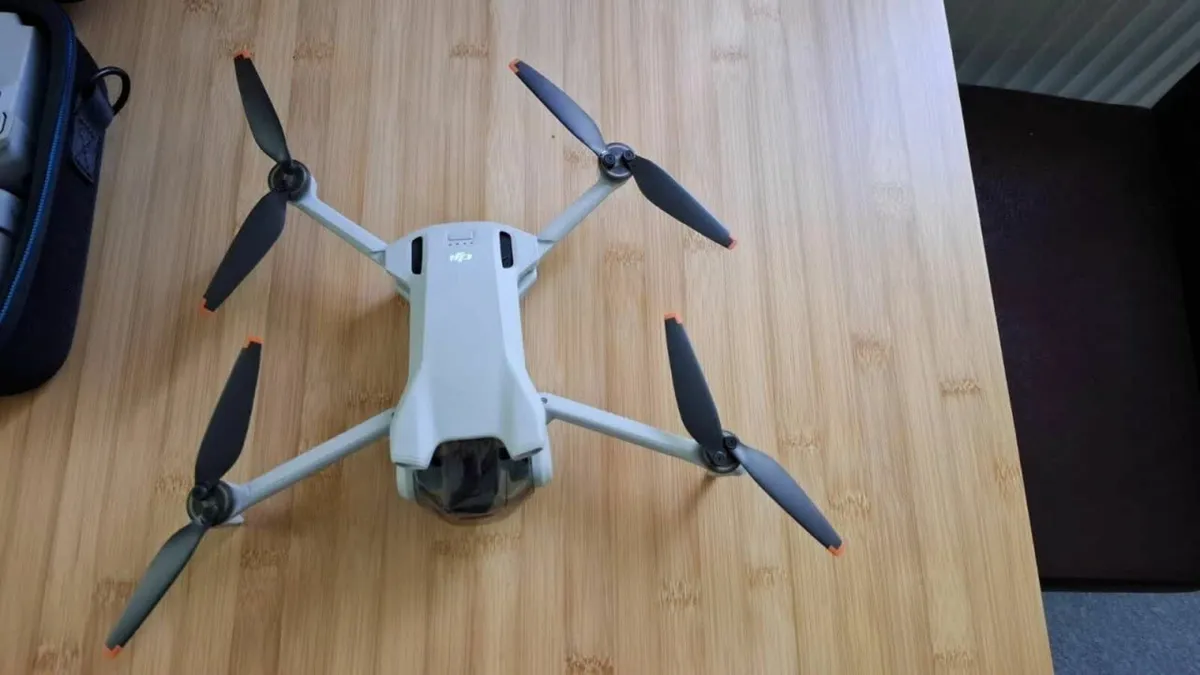 Dji mini 3 fly more combo with smart controller - Image 2
