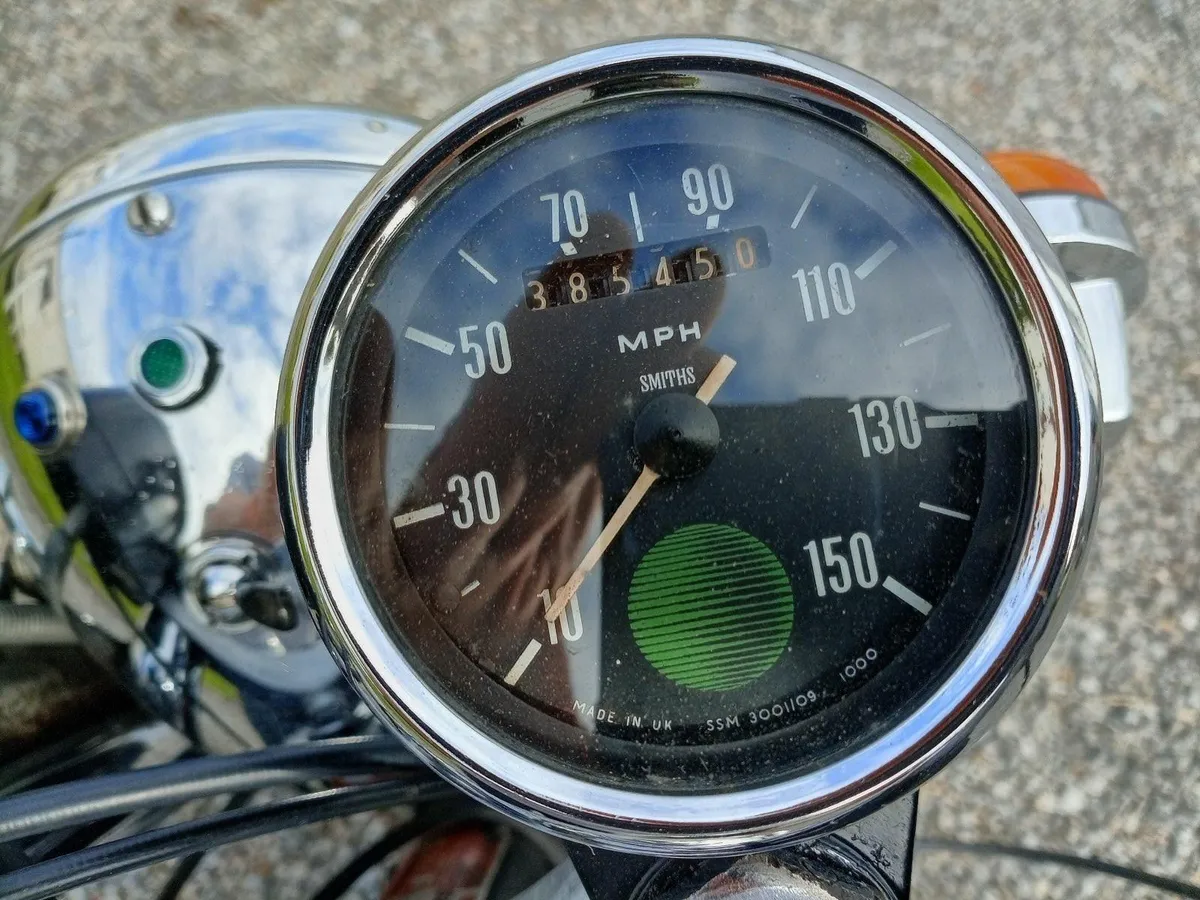 Norton commando 850 roadster - Image 2