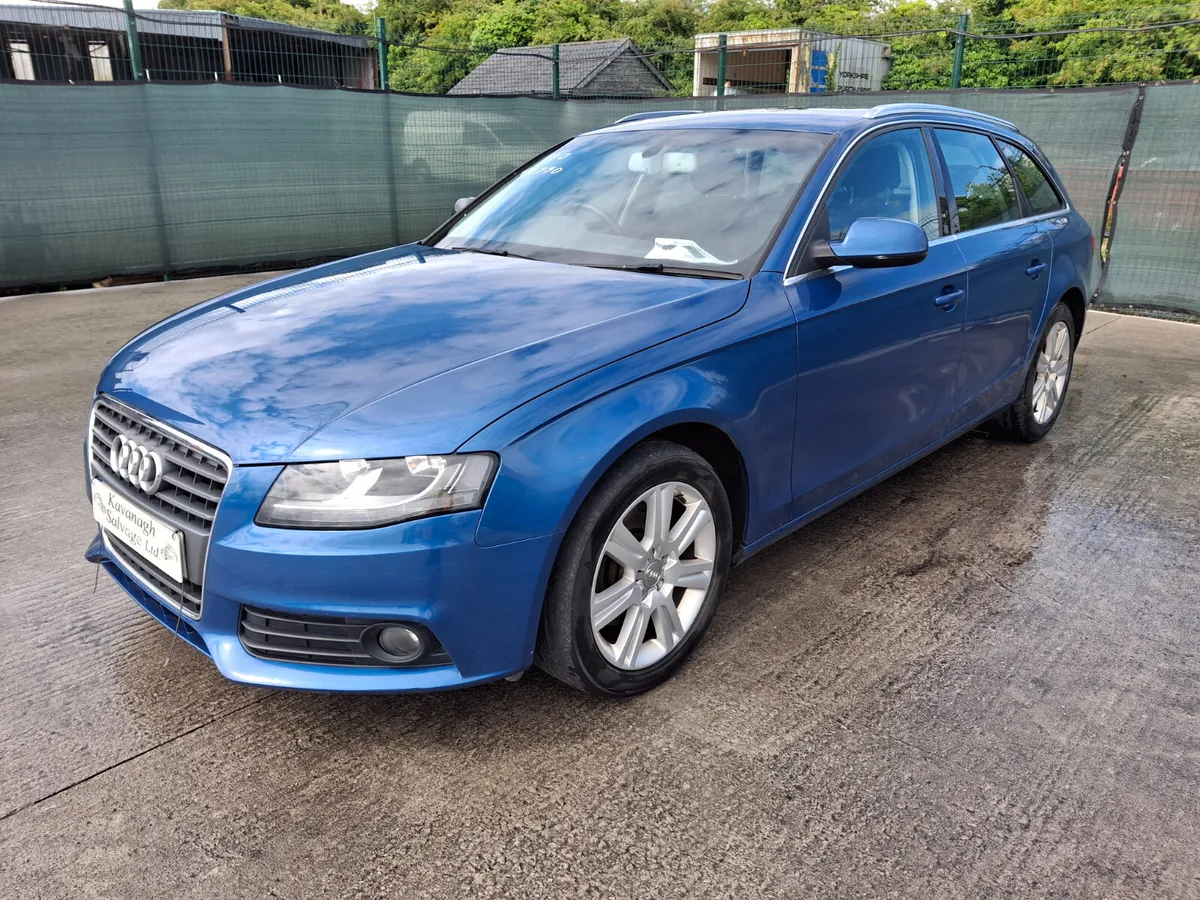 2011 Audi A4 2.0 Automatic - Image 3