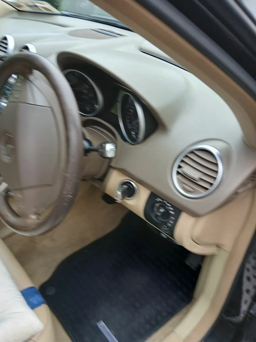 Mercedes-Benz M-Class 2010 - Image 1