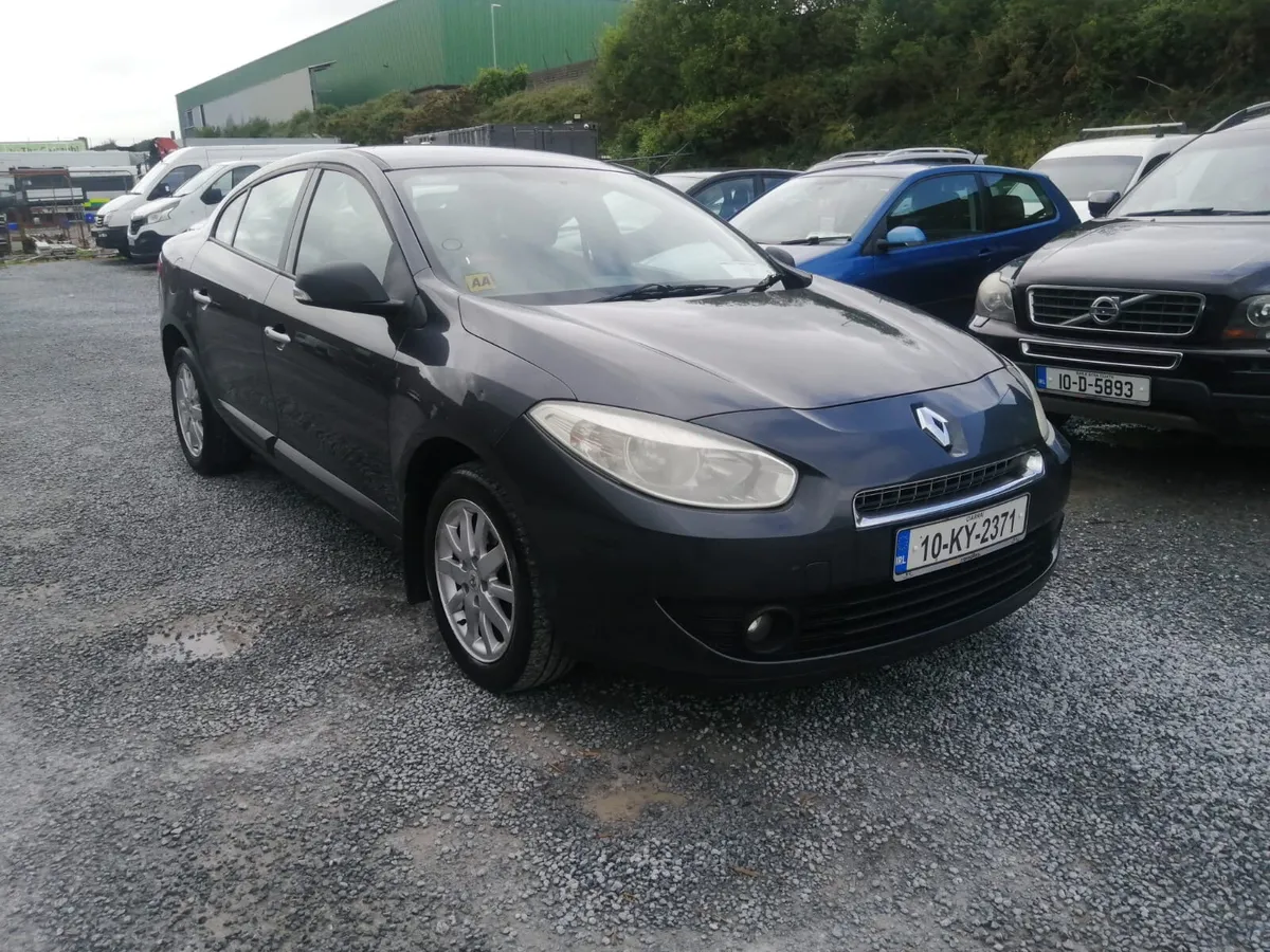 Renault Fluence 2010 - Image 1