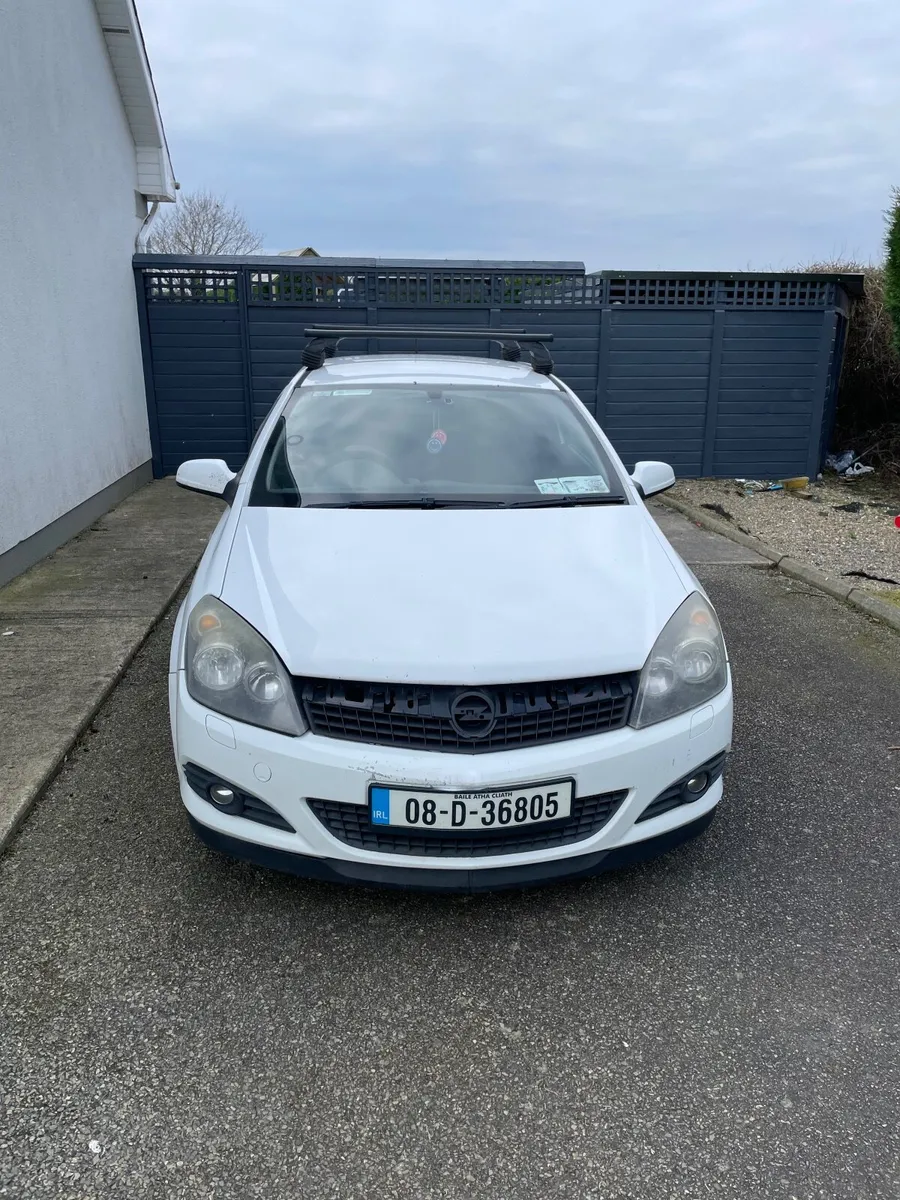 Opel Astra 2008 tax and test - Image 2