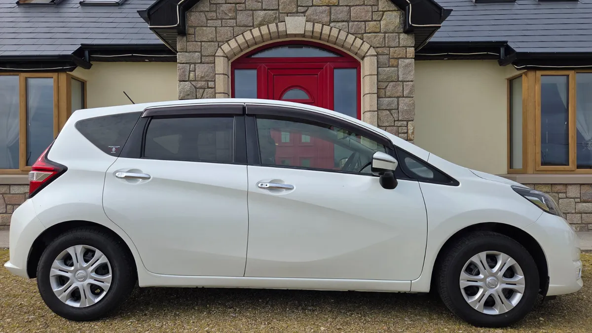2017 Nissan Note Automatic - Image 2