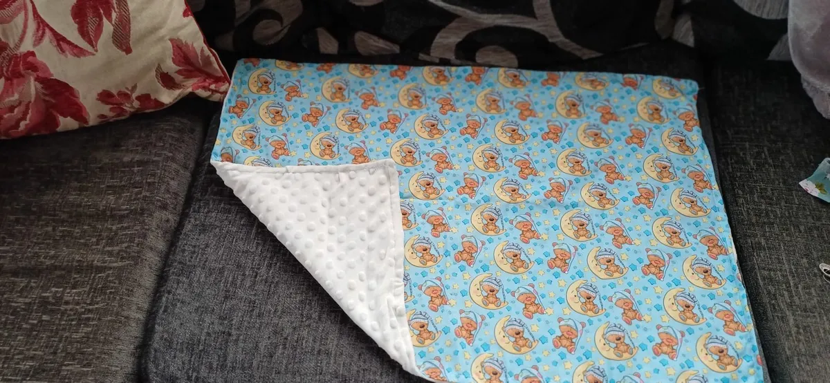 Handmade baby blankets and comforters - Image 4
