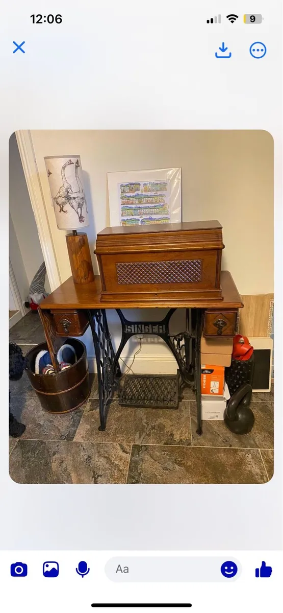 Singer stand restoration - Image 1