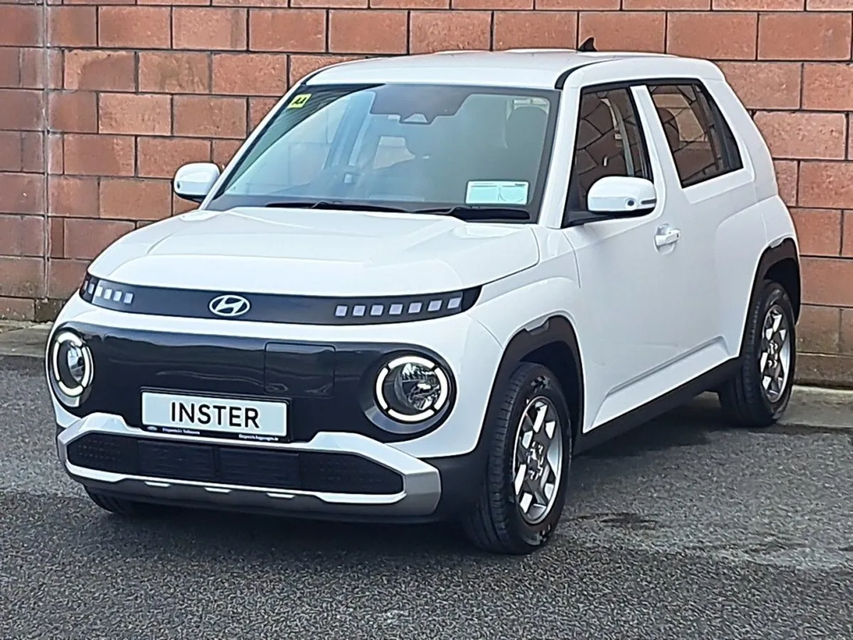 Hyundai INSTER Signature Model With a 42 K/wh Bat - Image 2