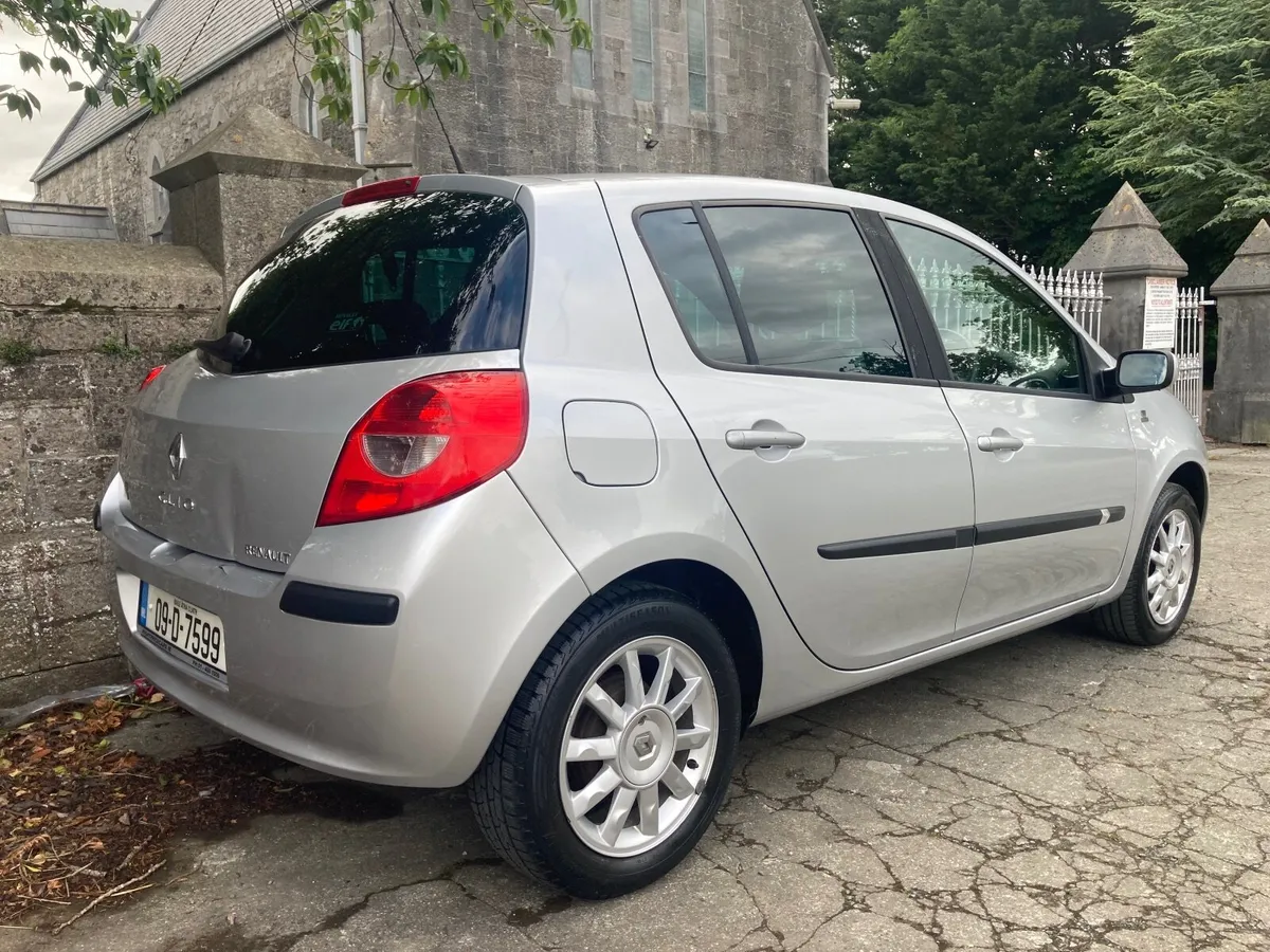 2009 Renault Clio NCT’d Low mileage - Image 4
