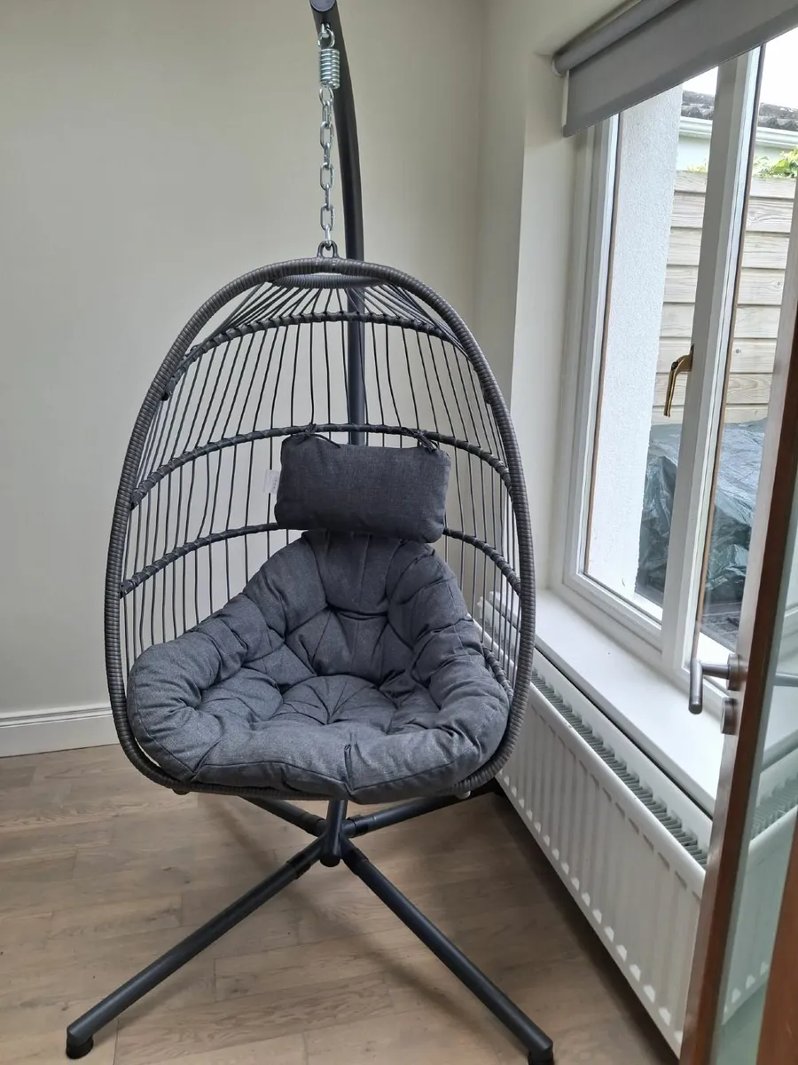Egg chair - Image 1