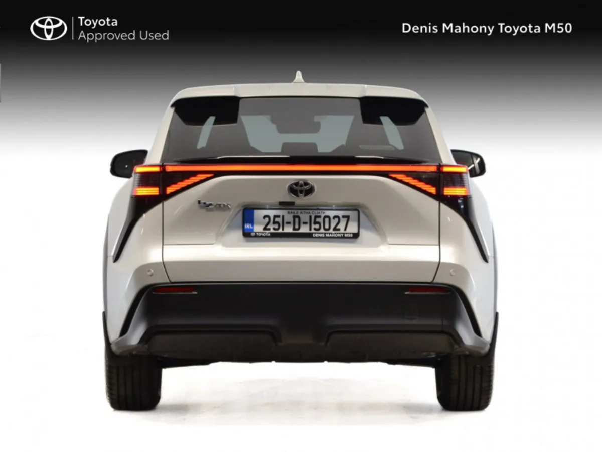 Toyota bZ4X SPORT FWD 11KW - Image 4