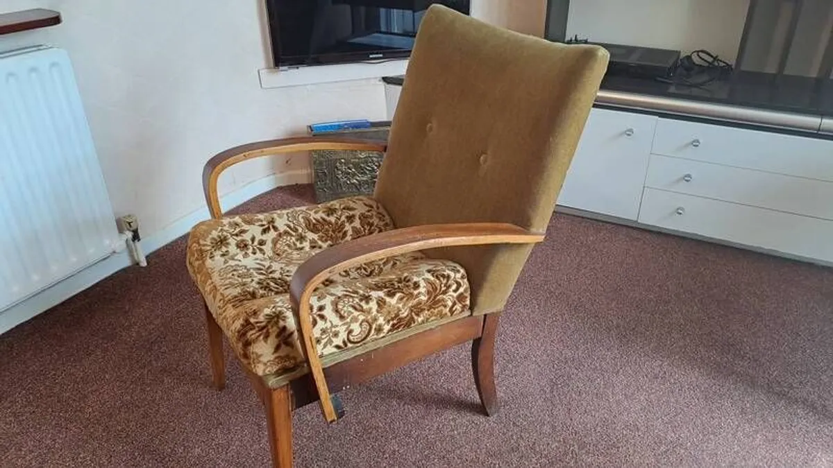 Vintage Retro Armchair - Image 4