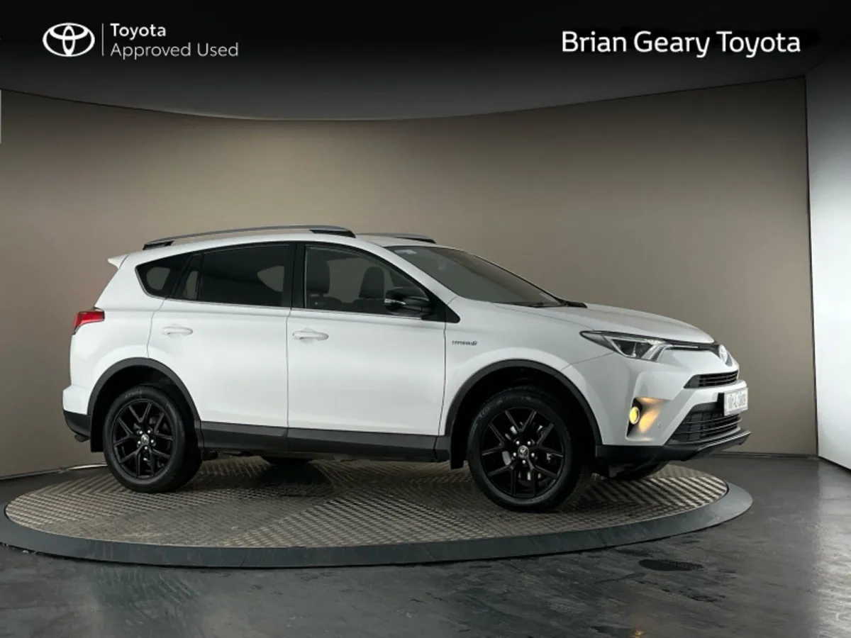 Toyota RAV4 HYBRID SOL 2WD - Image 1