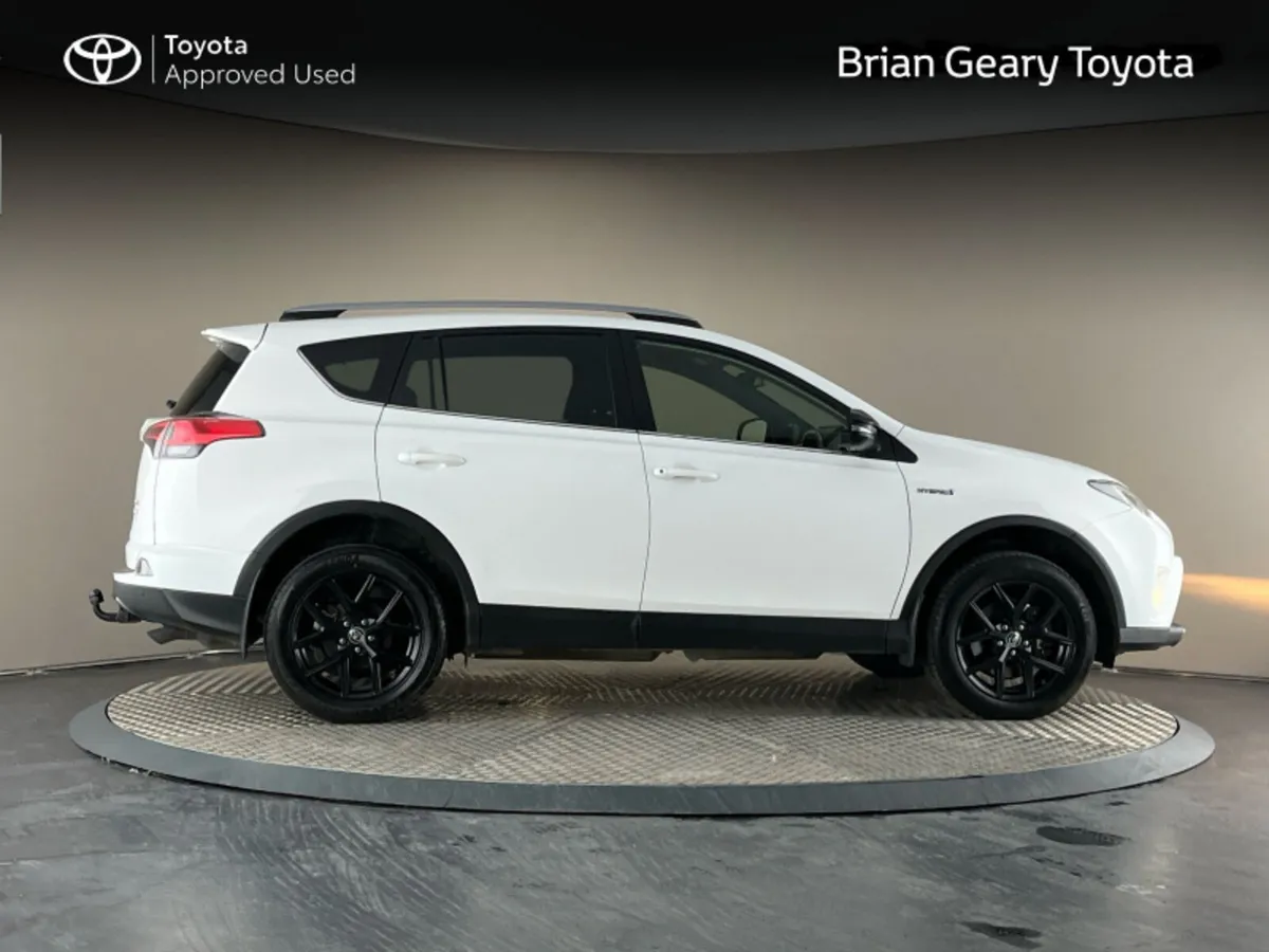 Toyota RAV4 HYBRID SOL 2WD - Image 3