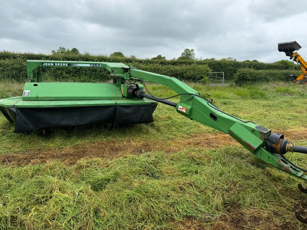 John Deere 1350 - Image 1