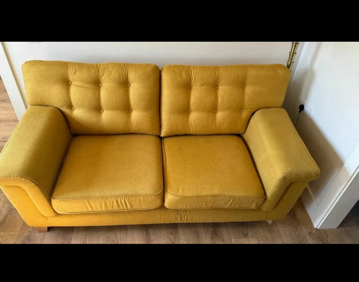 3 Seater Couch & 2 Arm Chairs - Image 1